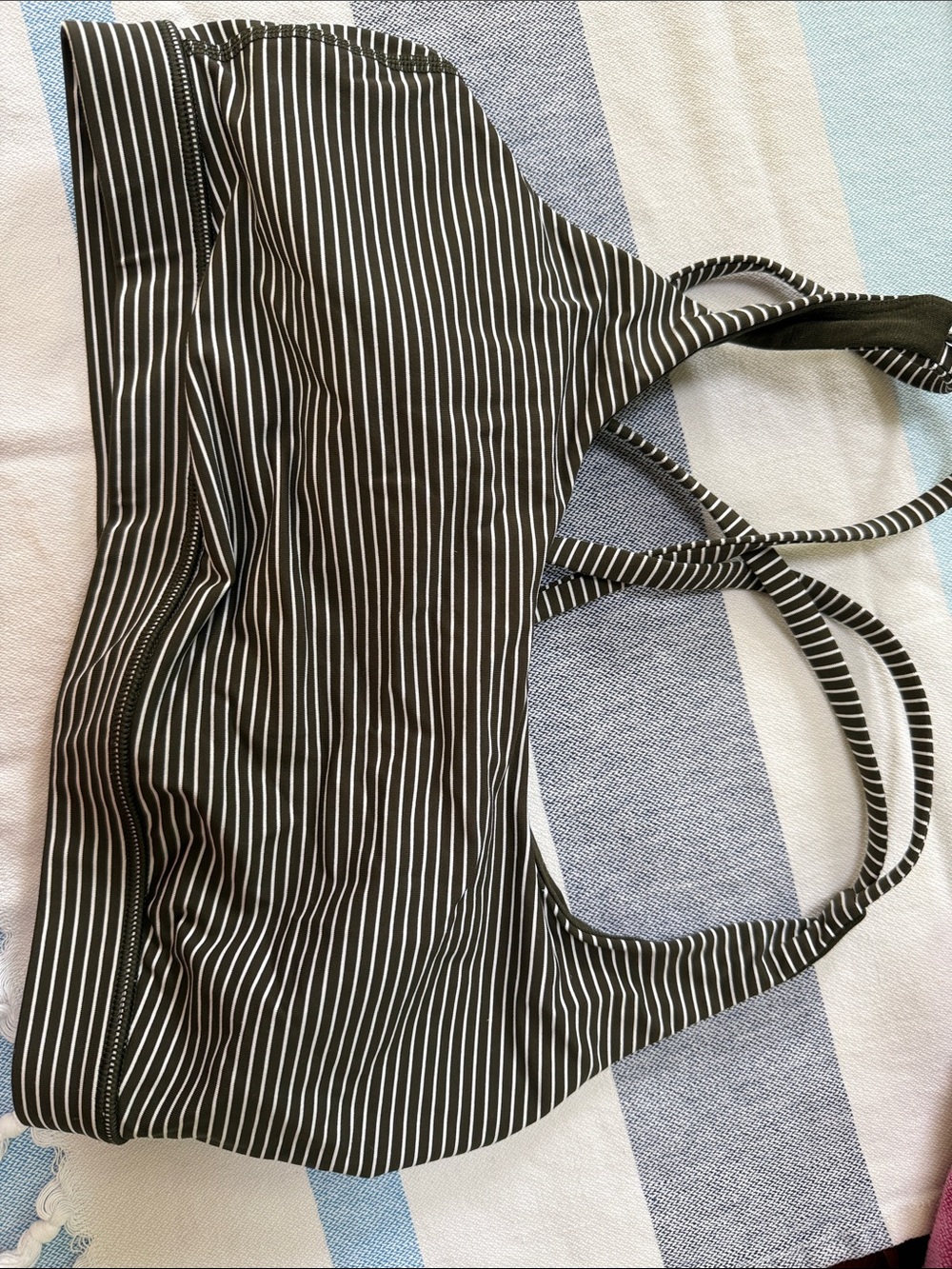 Lululemon Energy bra